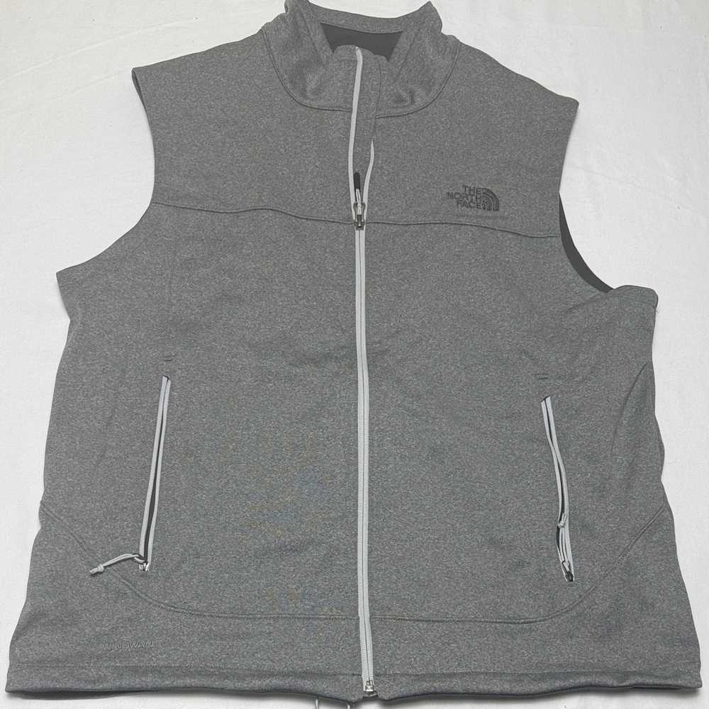 The North Face Men's Windfall Gray Zip Vest